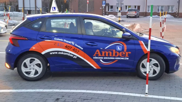 Plac manewrowy - kurs nauki jazdy